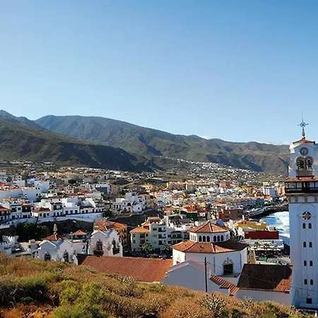 In Candelaria, With Wonderful Sea View And Pool Access - 1 Km F Candelaria